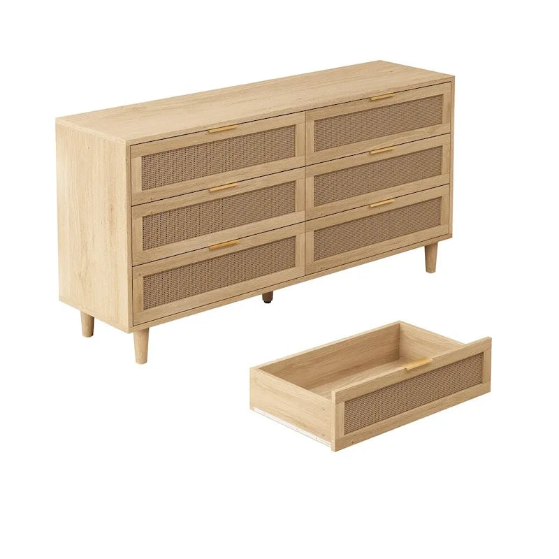 Modern rotan slaapkamerdressoir met zes laden en taps toelopende houten poten