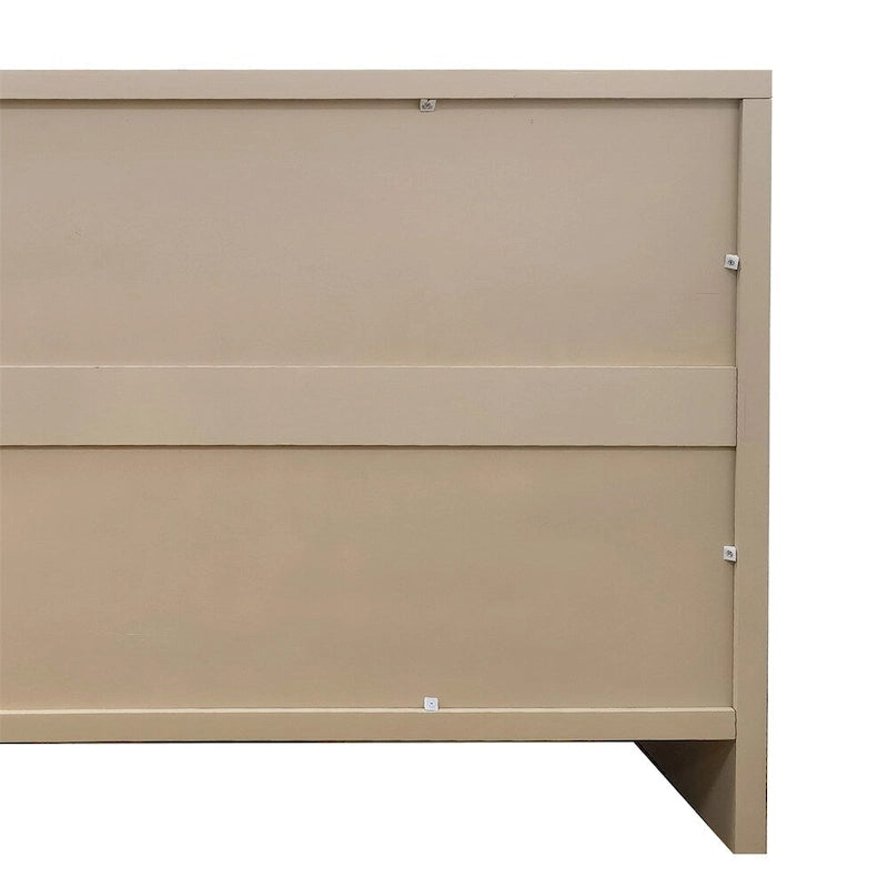 Buffet-Sideboard im Landhausstil aus naturfarben gewaschenem Holz mit vier Türen und geometrischem Muster